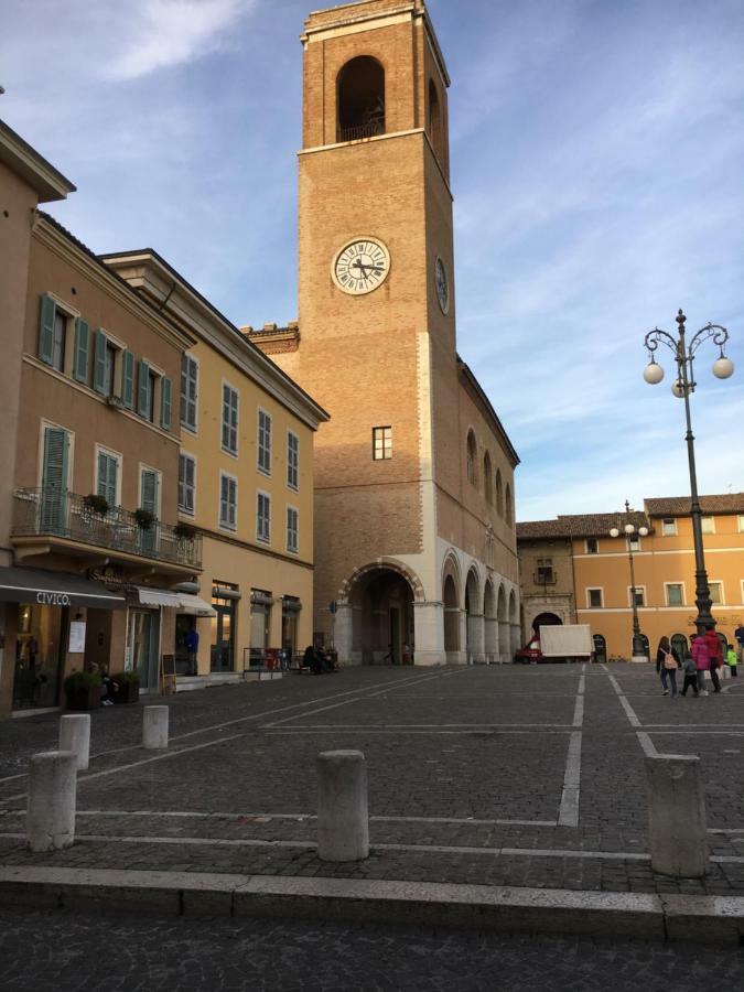 Ferienwohnung Res. CENTRO STORICO Fano Exterior foto