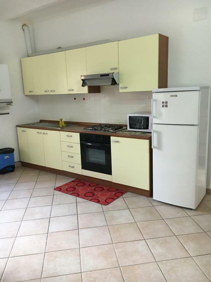 Ferienwohnung Res. CENTRO STORICO Fano Exterior foto