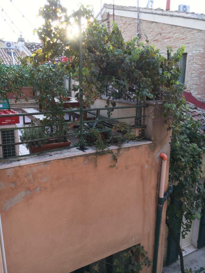 Ferienwohnung Res. CENTRO STORICO Fano Exterior foto