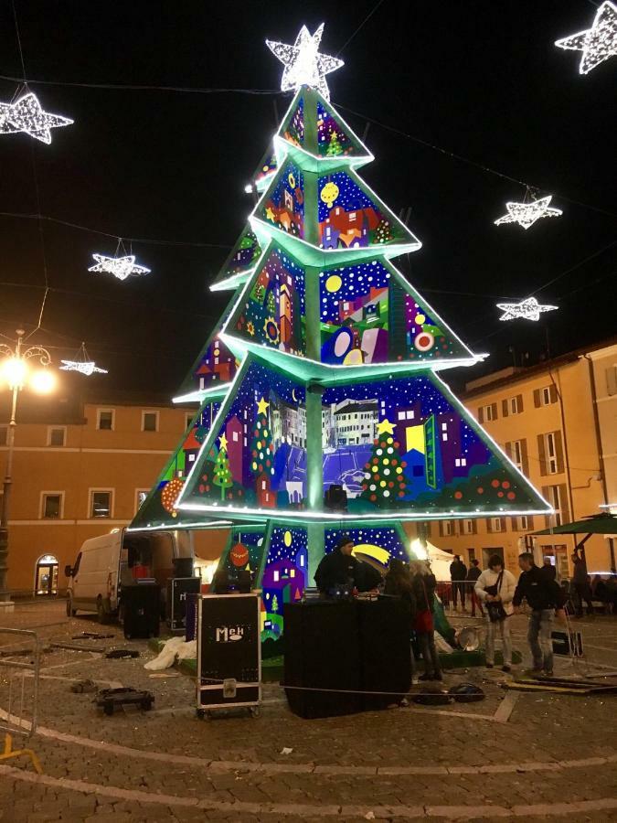 Ferienwohnung Res. CENTRO STORICO Fano Exterior foto